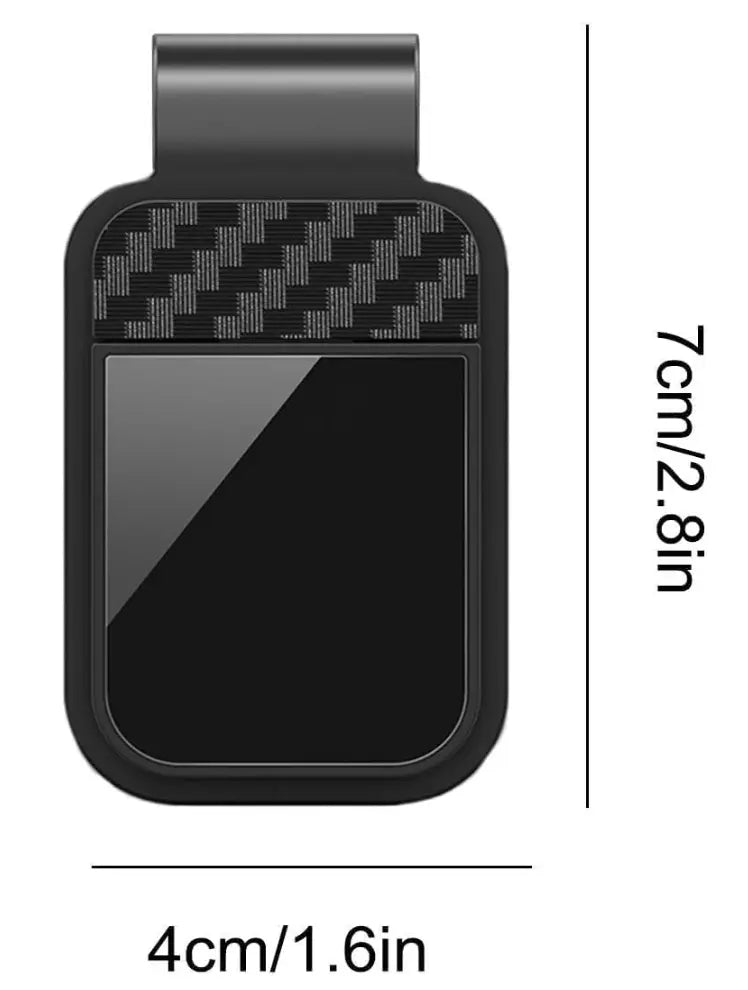 Elegancki minimalistyczny uchwyt na okulary do auta od carbonpink, mocowany na osłonę przeciwsłoneczną, praktyczne rozwiązanie.